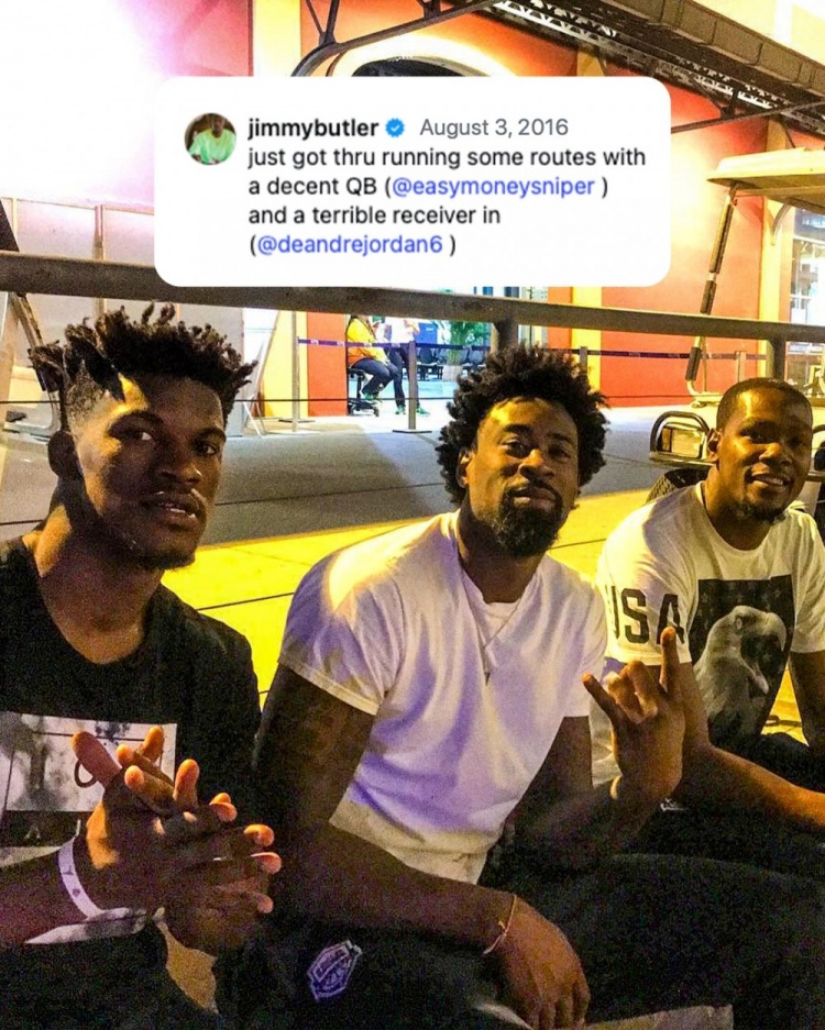 华体会体育-2016年时球员们晒的照片！这年代感就像你翻看多年前的QQ空间！