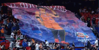 华体会体育-王哲林CBA生涯总得分突破万分大关，成为历史第六位万分先生